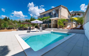 4 Bedroom Gorgeous Home In Starigrad Paklenica
